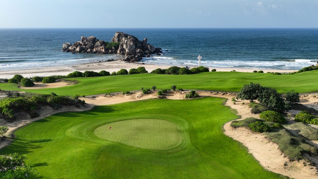 the Dunes at Shenzhou Peninsula